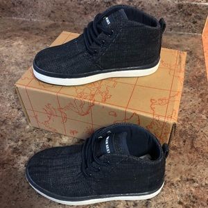 NWT Toddler Boys Navy High Top Sneakers